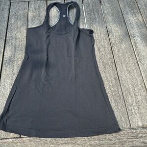 lululemon black tank